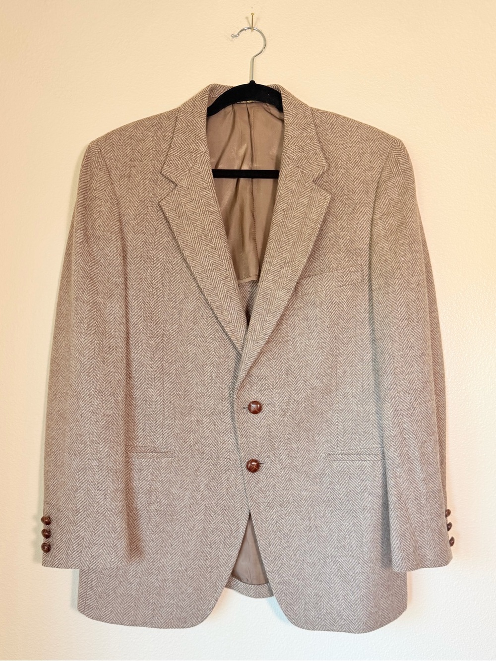 Vintage Herringbone Beige Wool Blazer - Classic Two-Button Sport Coat